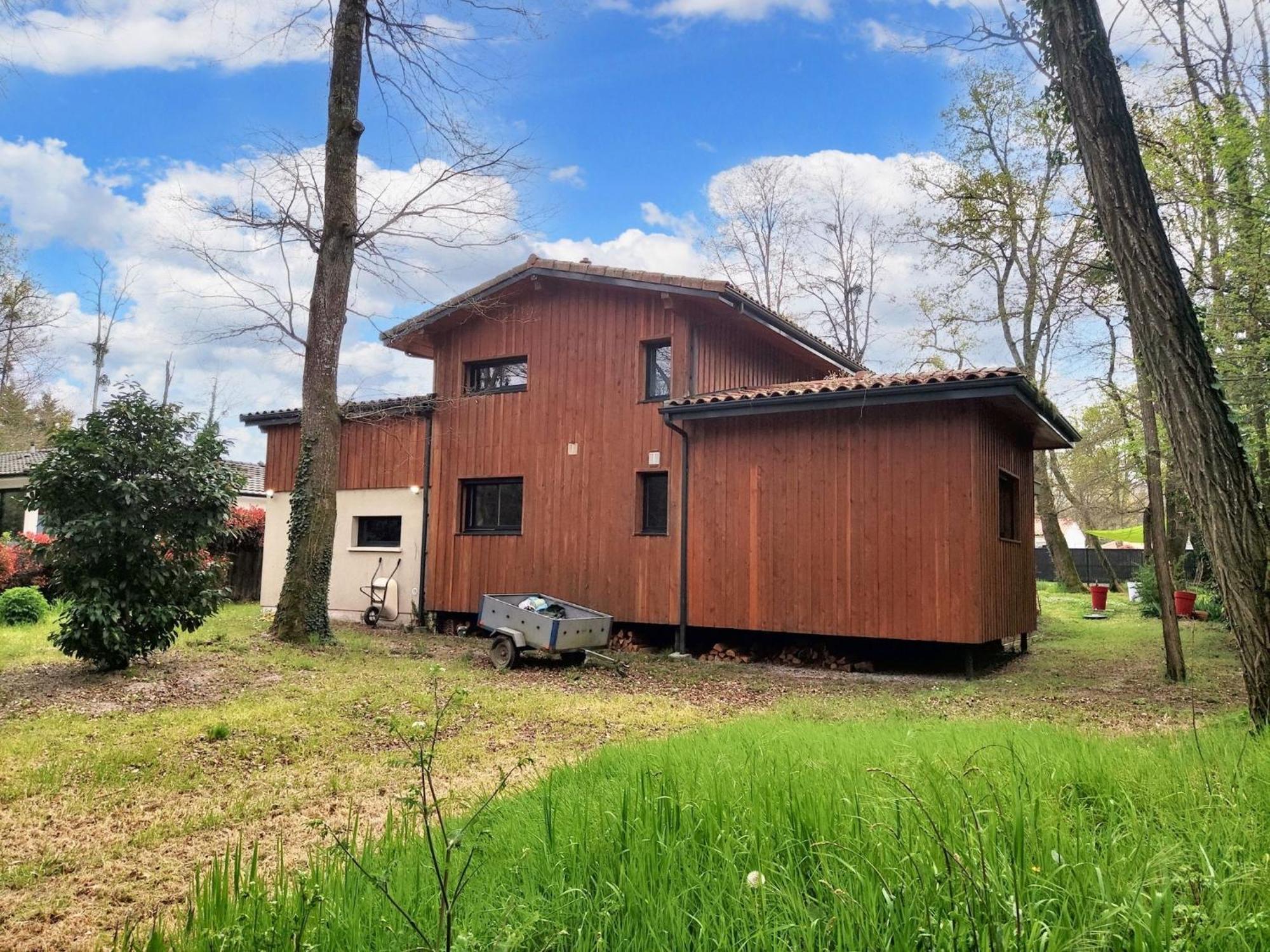 Maison Spacieuse A Saint Selve Avec Jardin Et Barbecue 125 M² Luaran gambar